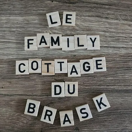 Le Family Du Brask *