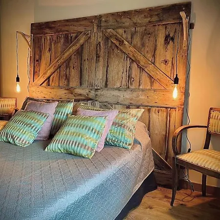 Le Family Du Brask *